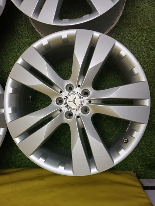 Диски R20 5x112 на Mercedes и другие.