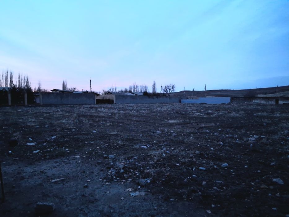 Yer sotiladi. Ер сотилади