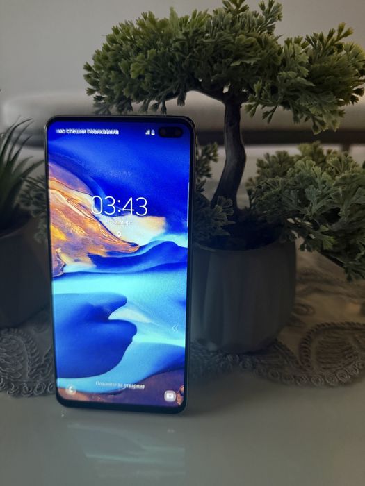 Samsung Galaxy S10+ Plus 128/8GB НЕРАЗЛИЧИМ ОТ НОВ!!!