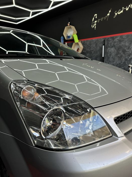 Полиране на фарове