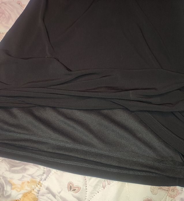 Елегантна дамска рокля