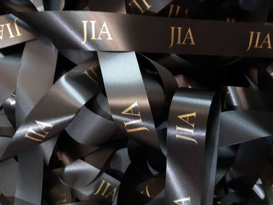 Печать на лентах, бирки из сатина, нейлона, картона, наклейки, значки