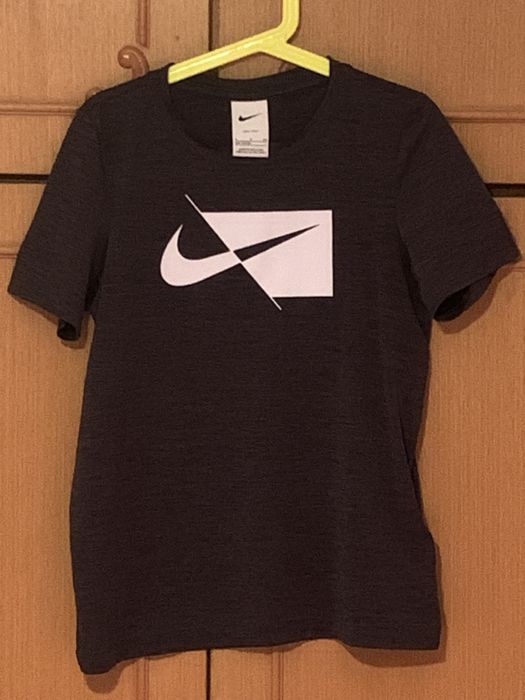 Оригинална  тениска найк