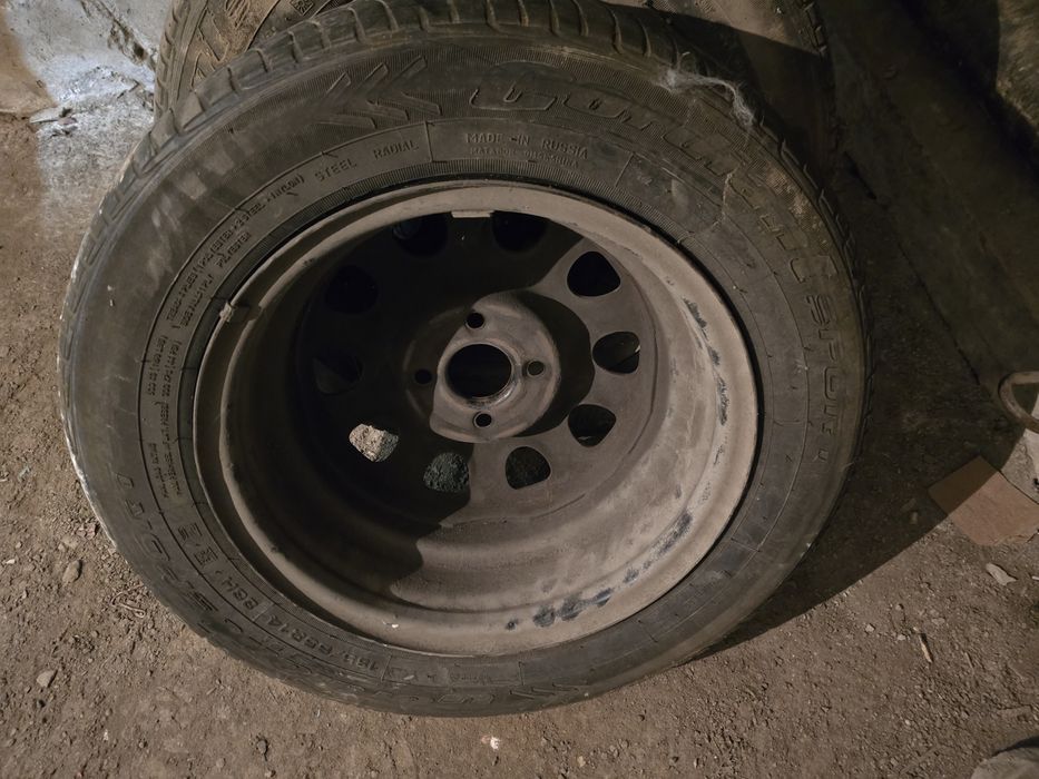 Продам два колеса R14
