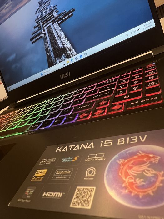 Laptop Gaming MSI Katana 15 B13V, i7-13620H, RTX 4050, 16GB RAM, 512GB SSD