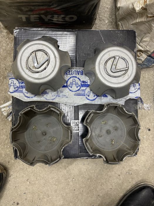 Колпаки от Лексус