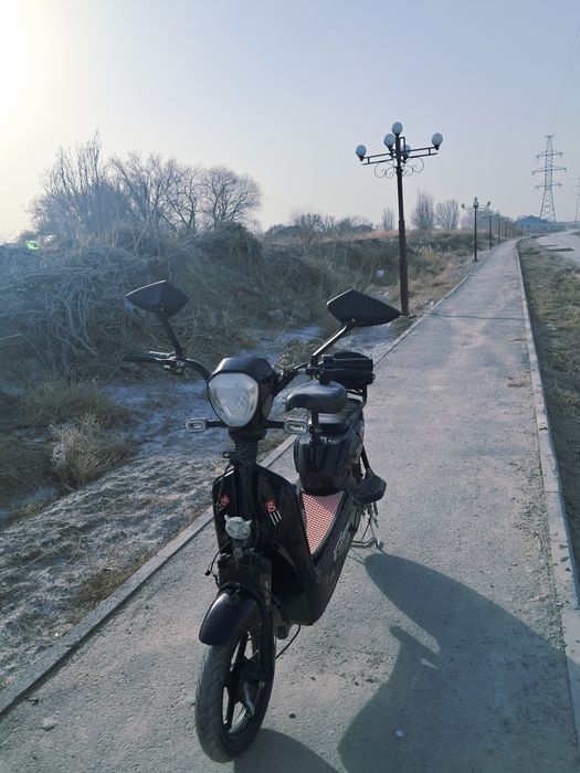 Электроскутер ск8