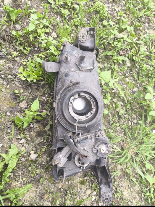 Фара от чего то продам