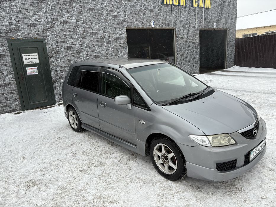 Продам машину мазда премаси 2002года автомат
