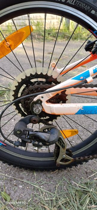 Bicicleta Cube Race 200