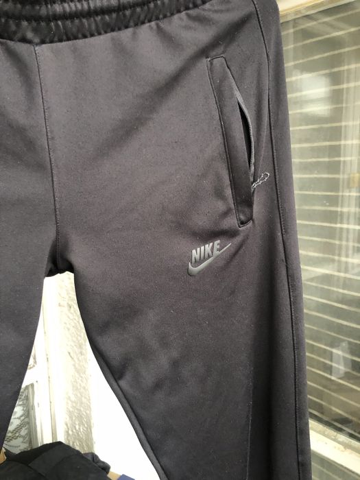Nike долнище ново