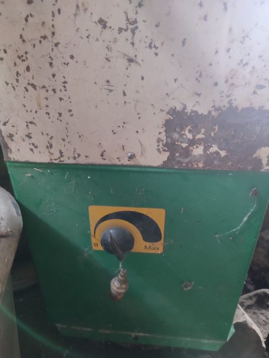 Измельчитель корма бытовой