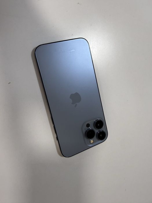 Iphone 13 pro maks 256 gb ideal holat hamma narsasi ishlaydi !!