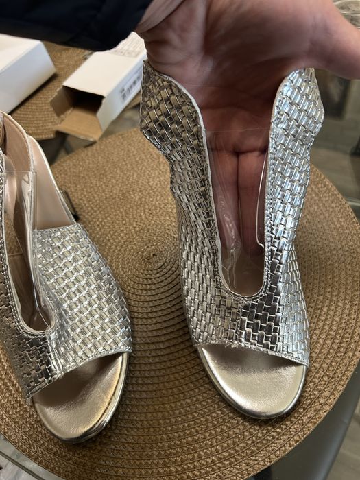 Дамски сандали Сребристи