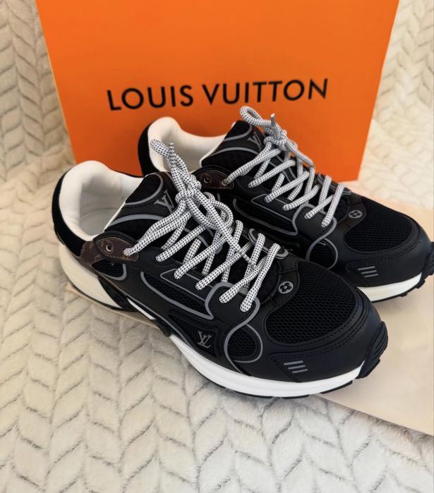 Louis Vuitton сникърси