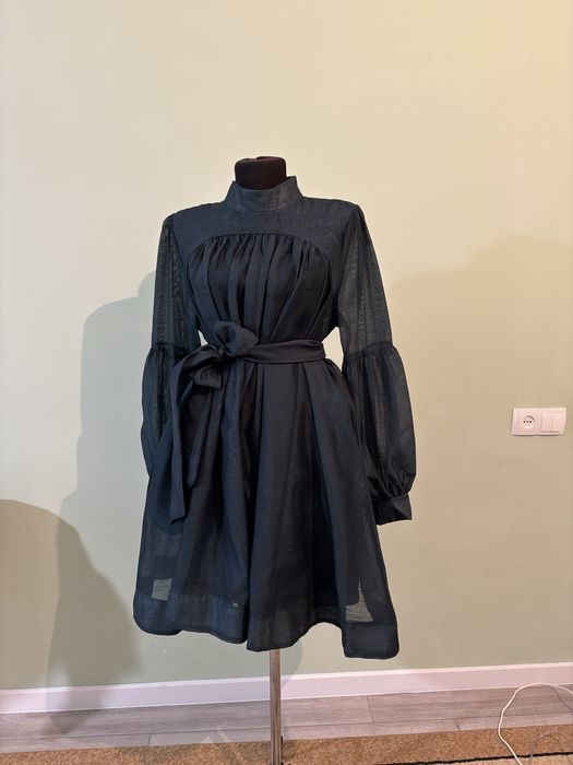 Платье новое очень хорошего качества