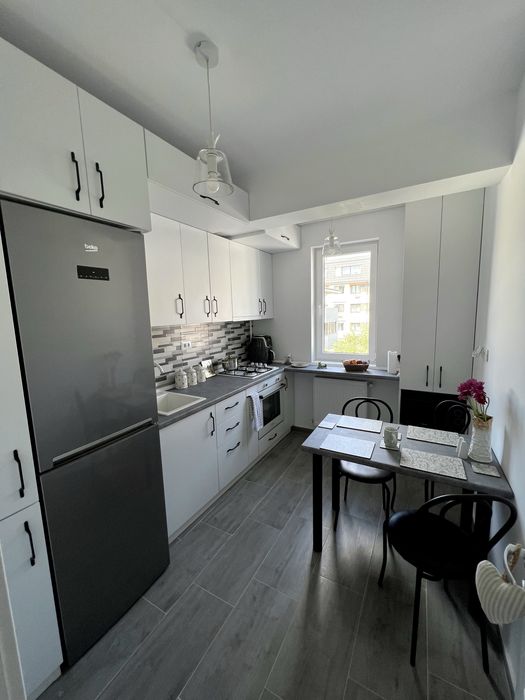 Apartament cu doua camere si loc de parcare