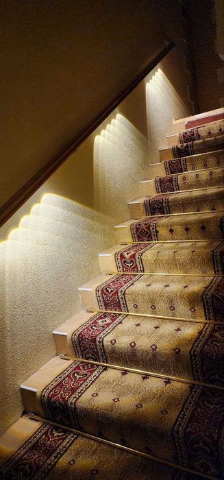 LED светильник с датчиком движения и магнитным держателем