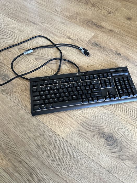 Tastatura mecanica Corsair Strafe RGB MK2