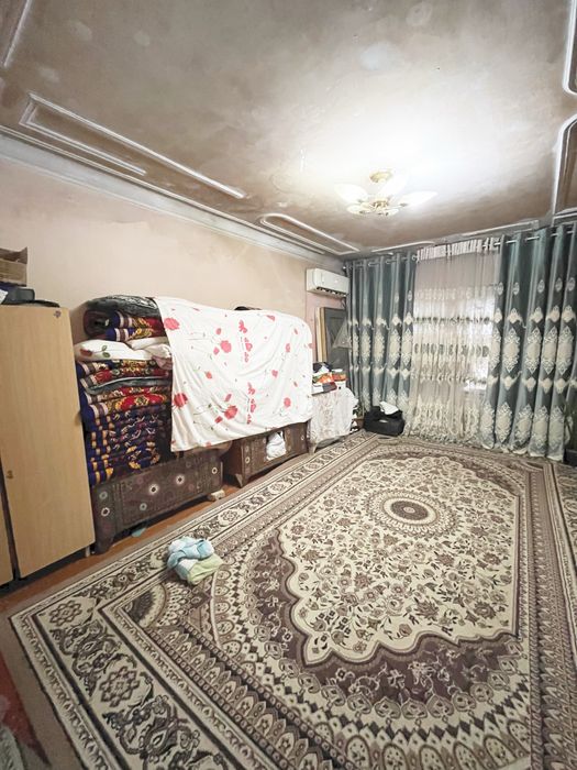 Уй сотилади 4/2/61кв гулистонда