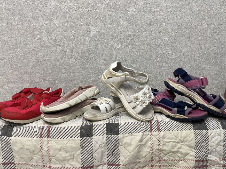 Сандали кросовки 29-30 на девочку