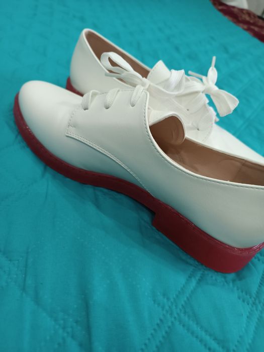 Pantofi casual Arbo albi