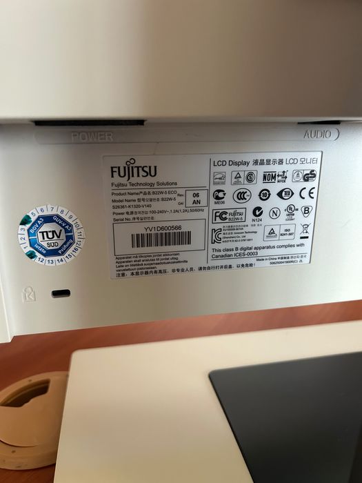 Монитор Fujitsu B22W-5 ECO