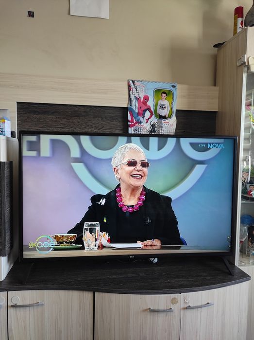 Смарт Телевизор LG 49 инча Ultra HD 4K