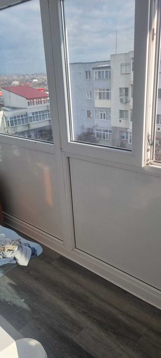 Apartament 2 camere semidecomandat etaj 4din 4