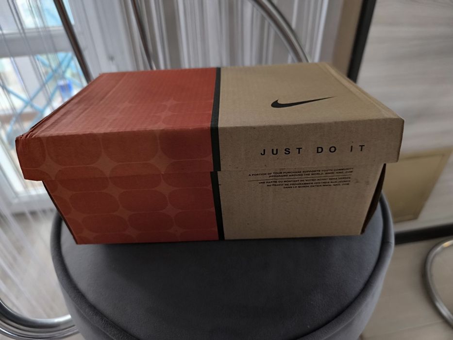 Буцы для игры в футбол.