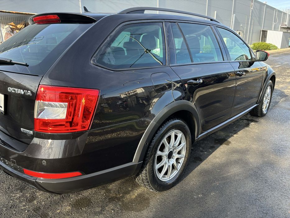 Vand Skoda Octavia Scout, 184cp