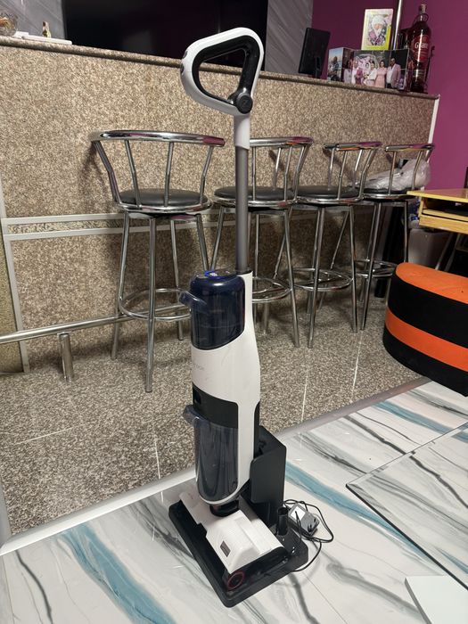 Вертикална прахосмукачка Roborock Dyad