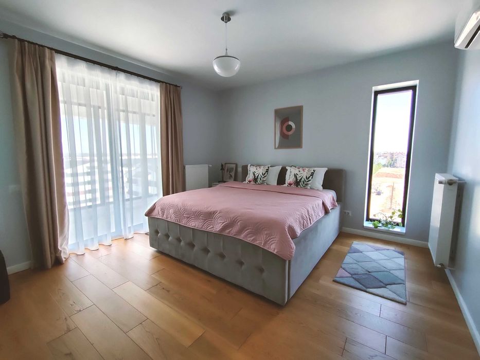 PROPRIETAR | Penthouse 150 mp utili | 4 Camere | 2 Locuri de Parcare