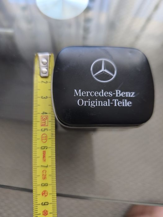 Cutie metalica Mercedes Benz