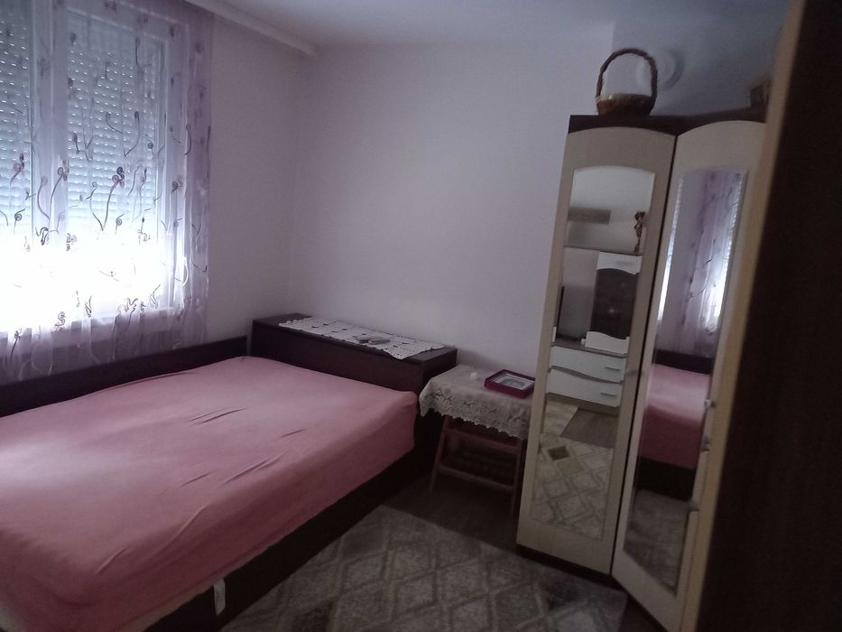 Продавам 2-ри Етаж от къща