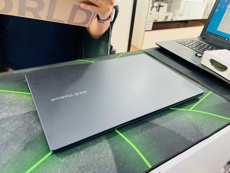 ASUS Vivobook i5-12gen 8/512Gb