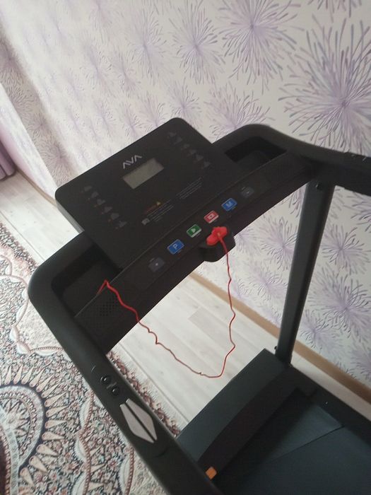 Беговая дорожка AVA B8