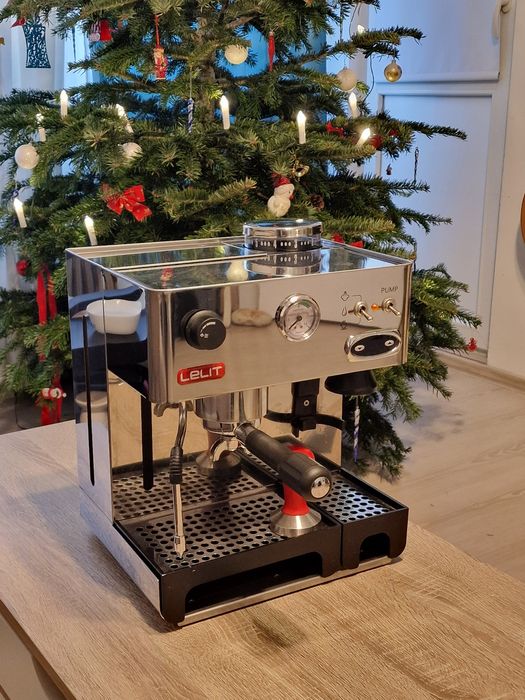 Espressor Lelit PL042TEMD cu râșniță și pid