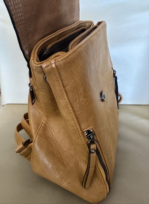 Дамска раница