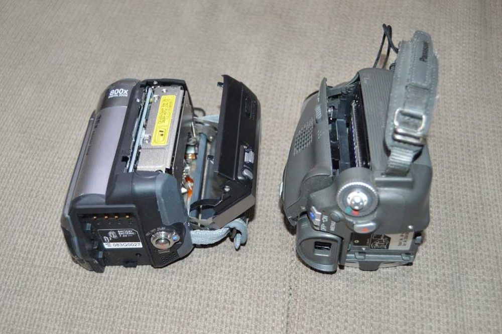 Cameră Video MiniDV JVC GR-D822E – citeste anuntul