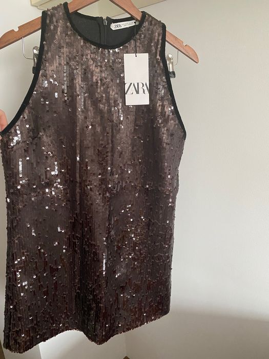 Rochie Nouă cu eticheta, Zara