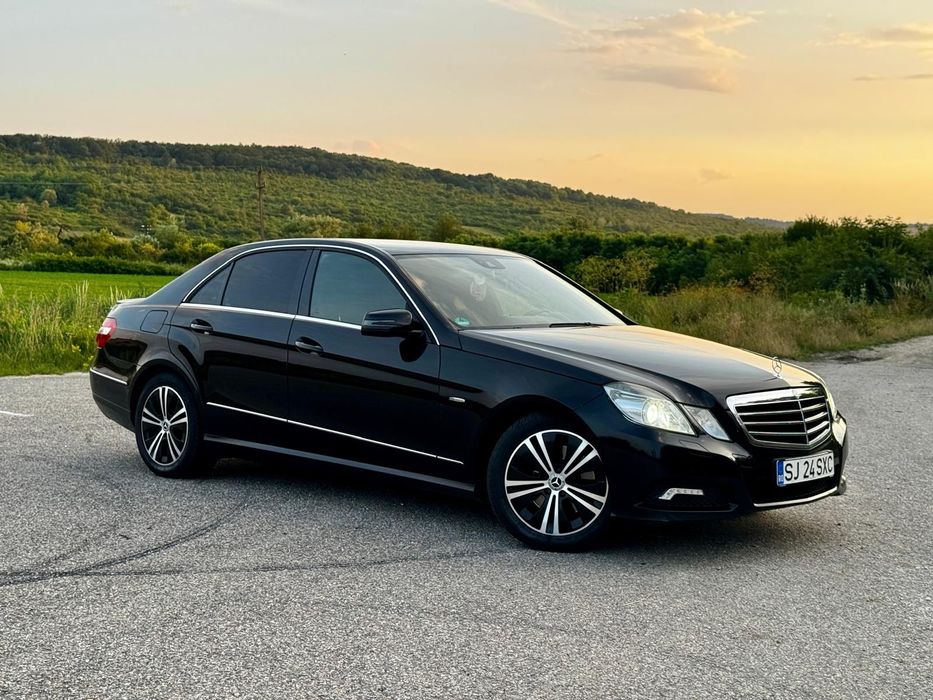 Mercedes-Benz E Avantgarde Biturbo automatic alcantara navigatie ,xenon