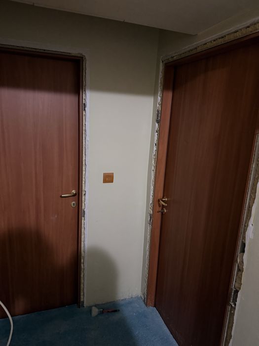 Интериорни врати