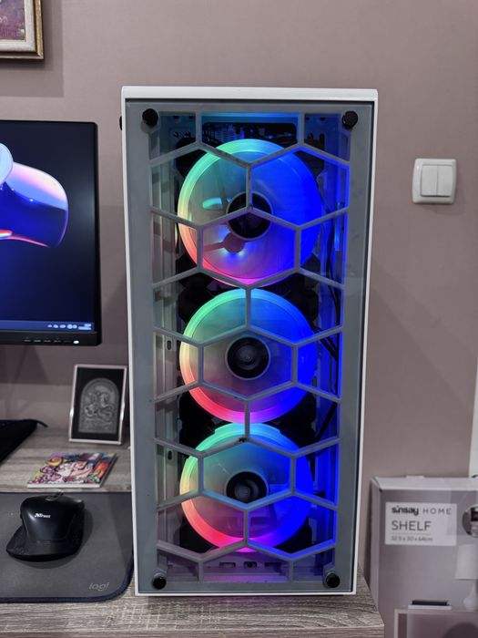 Геймърски компютър i7-6700 / RX 570 4GB / 16GB RAM + AOC QHD монитор + Lenovo K500