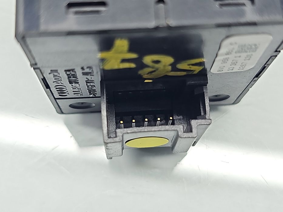 Butoane comanda geamuri sofer AUDI A3 (8V1) [Fabr 2012-prezent] 8V0959