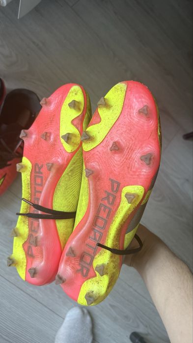 Продам бутсы профи nike hypervonom, adidas predaror