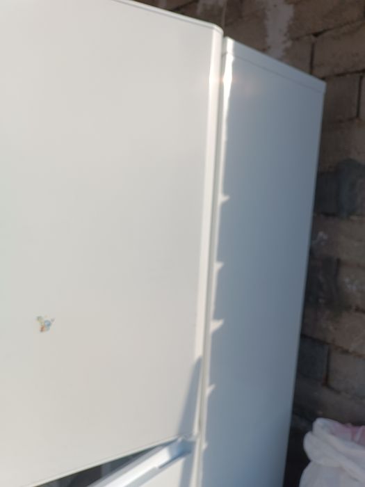 Холодильник жақсы жағдайда бу