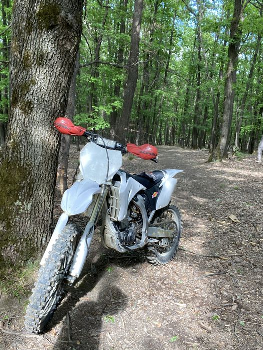 Vand yanaha yzf full cross 250cc