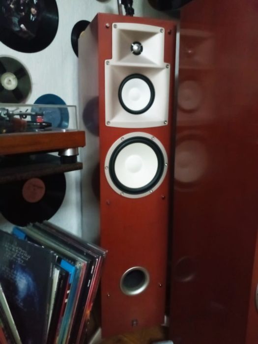Напольная акустика Yamaha ns 6hx