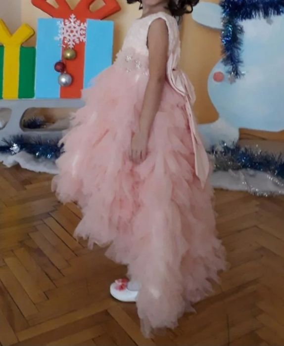 Платье нарядное ростовка 110